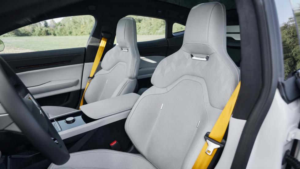 Το νέο Polestar 5 έφτασε με 884 άλογα και 670 χιλιόμετρα αυτονομία